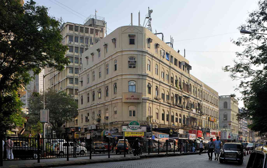 Colaba Causeway